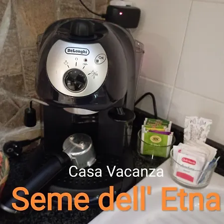 Seme Dell' Etna Hébergement de vacances *